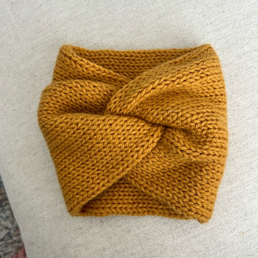 Handknit ear warmer